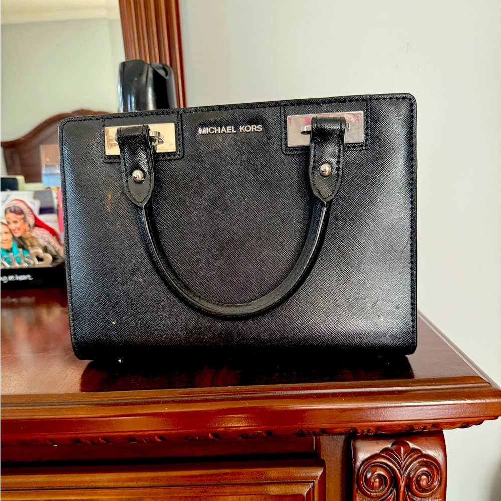 Michael kors black bag
